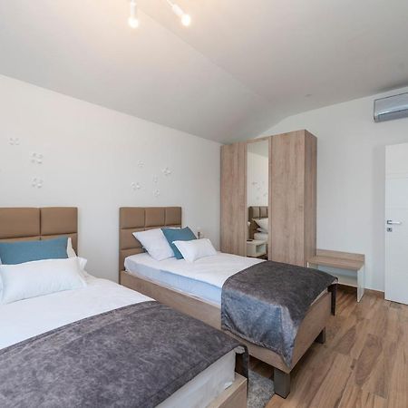 Luxury Apartments - La Vir 5& 6 外观 照片