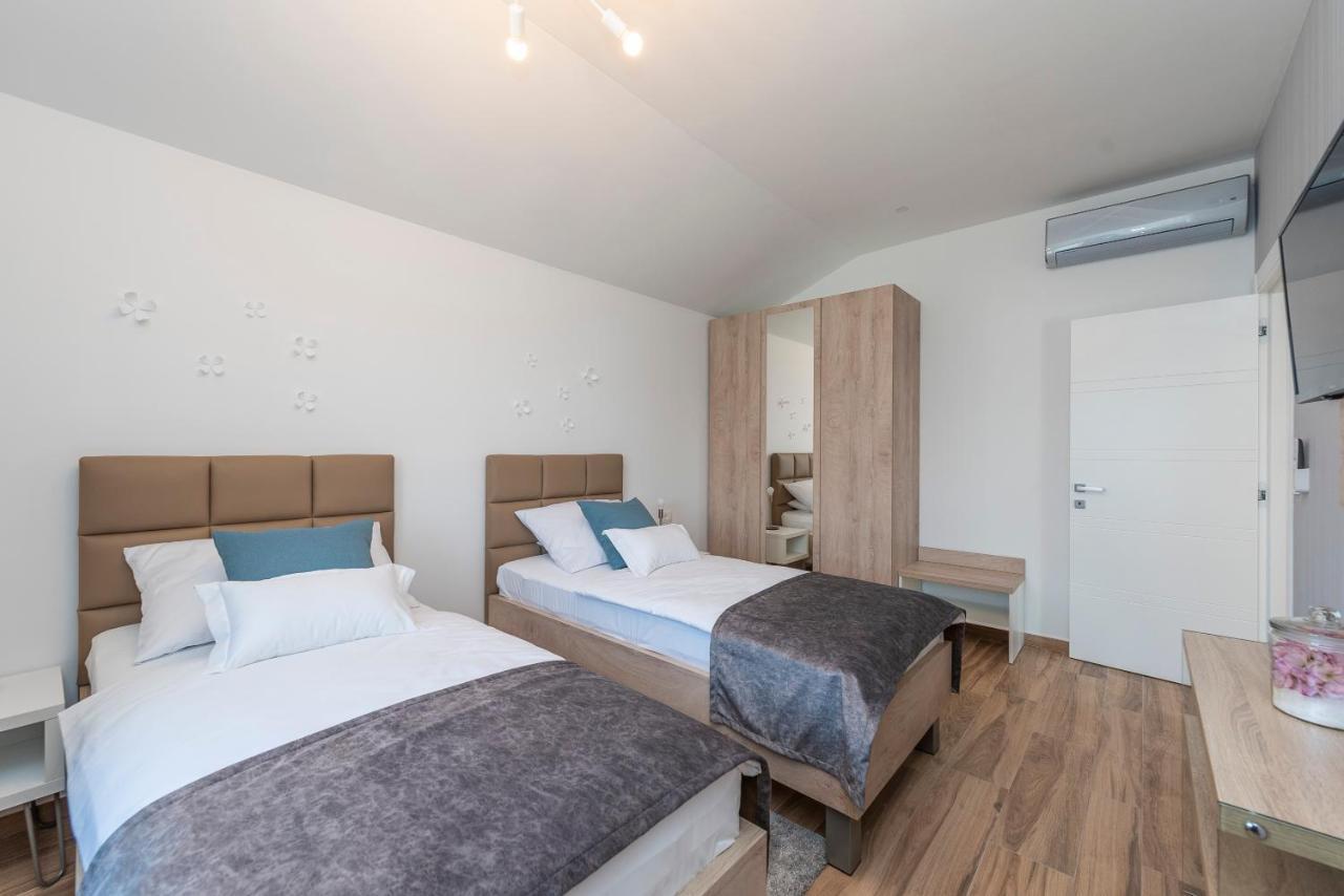 Luxury Apartments - La Vir 5& 6 外观 照片