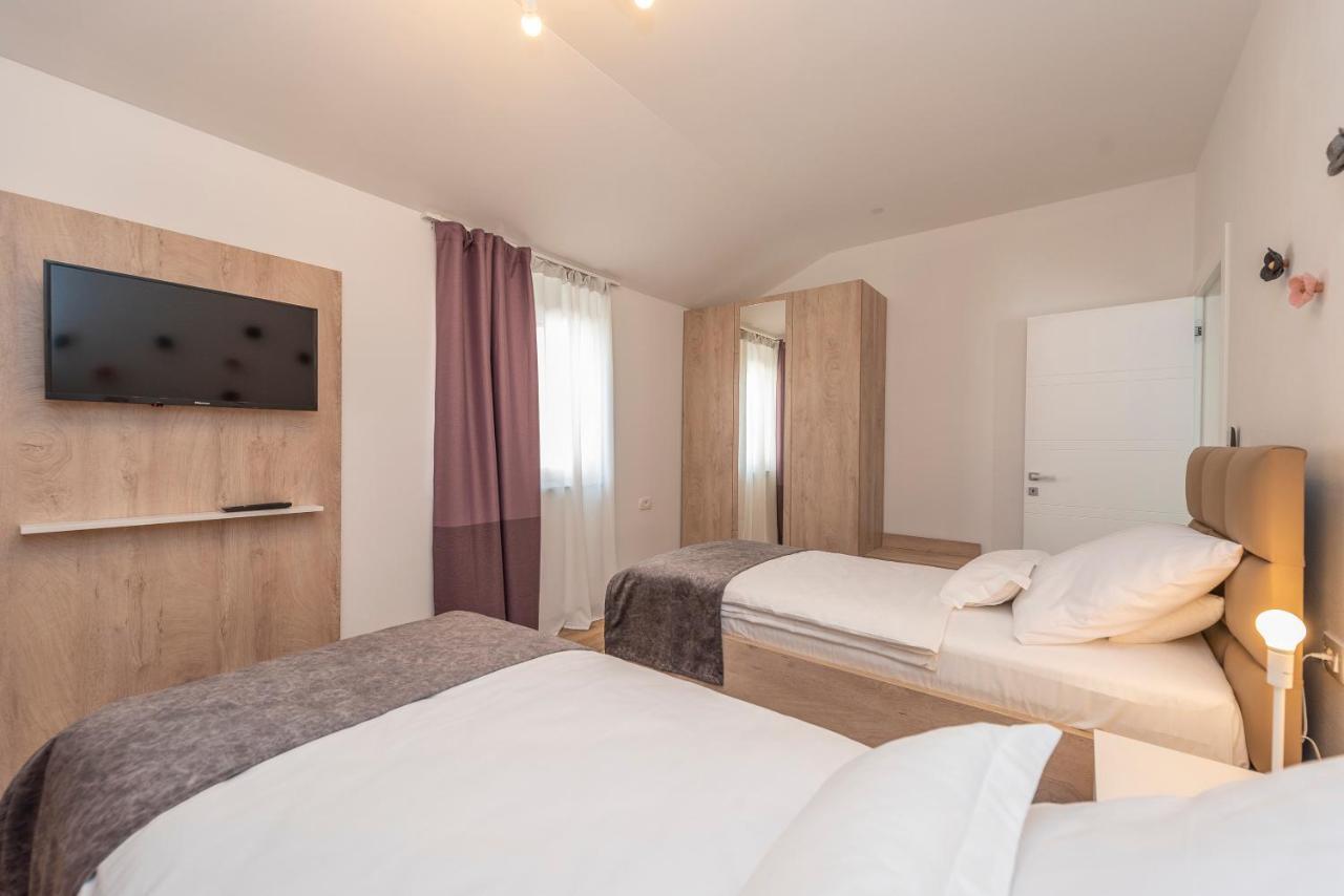 Luxury Apartments - La Vir 5& 6 外观 照片