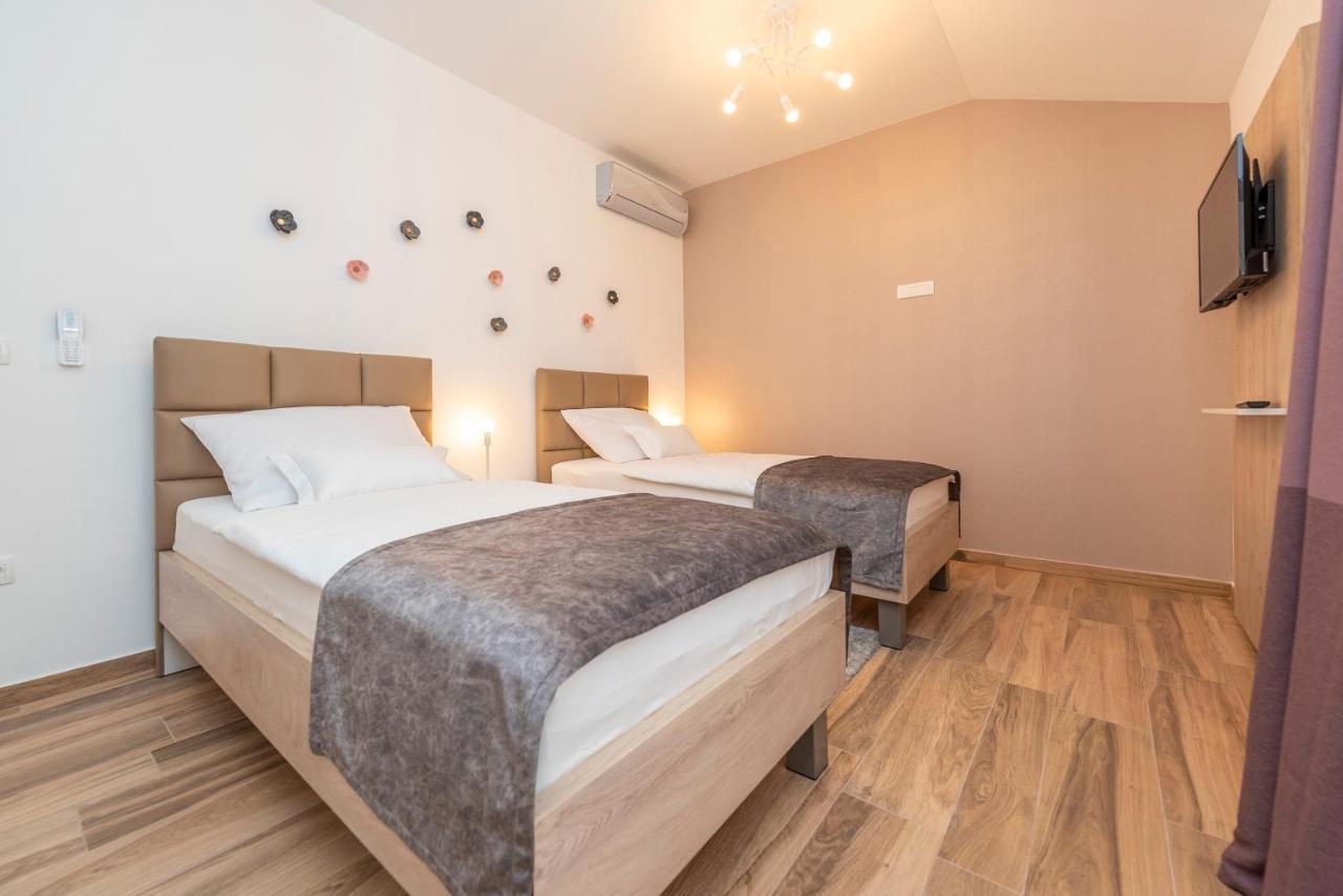 Luxury Apartments - La Vir 5& 6 外观 照片